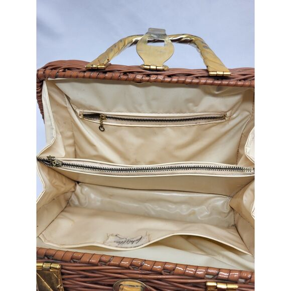 Vintage faux wicker Gabrielle Purse - Picture 6 of 12